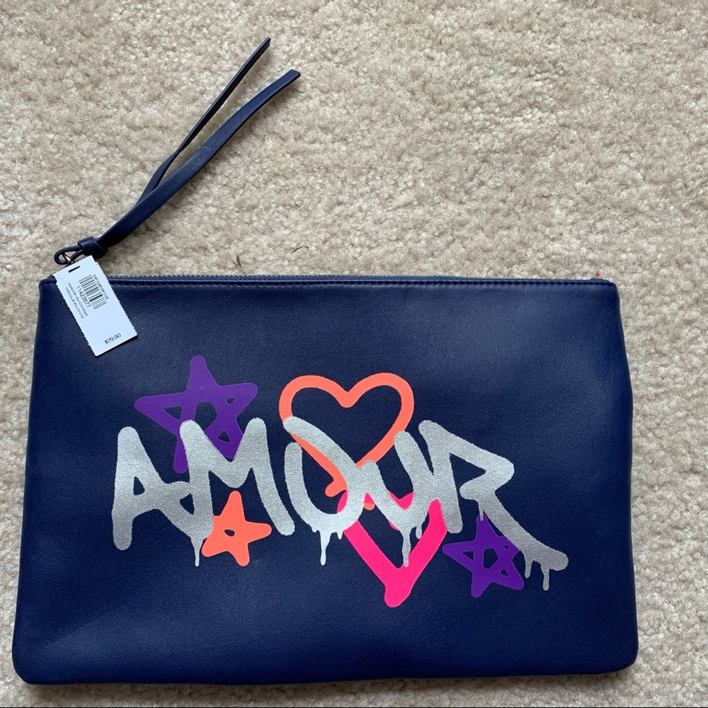 4/$25 Express Large Zipped bag